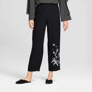 NEW! Who What Wear Relaxed Embroidered Ankle Pants
